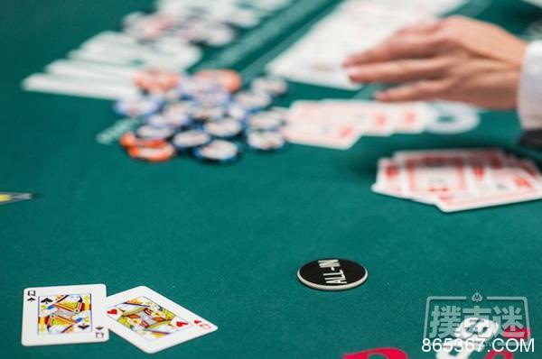 扑克策略：阻断牌与河牌圈诈唬判断