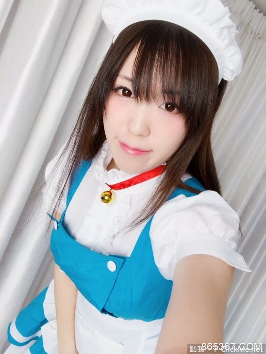 巨乳露出系Coser「爱濑りおな」 露出尺度超大可以AV出道！