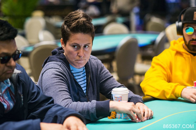 WPT百家塔扑克公开赛：24强诞生，Vanessa Selbst稳居上游