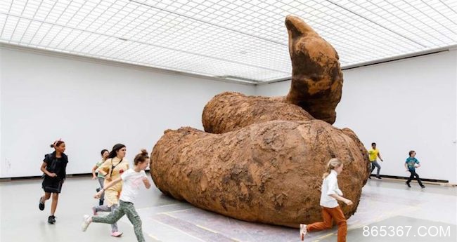现代艺术巨型便便 大便雕塑模型挑战艺术评价