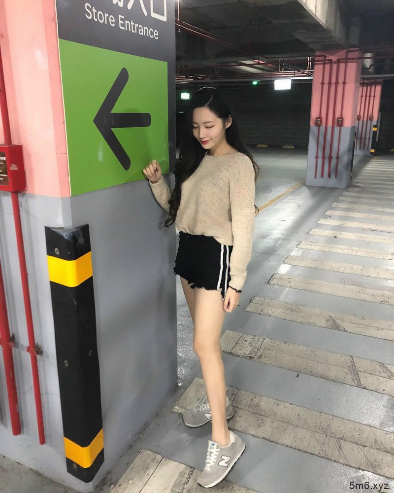 台湾美女正妹欣培Mandy 甜美气质宛如邻家女孩