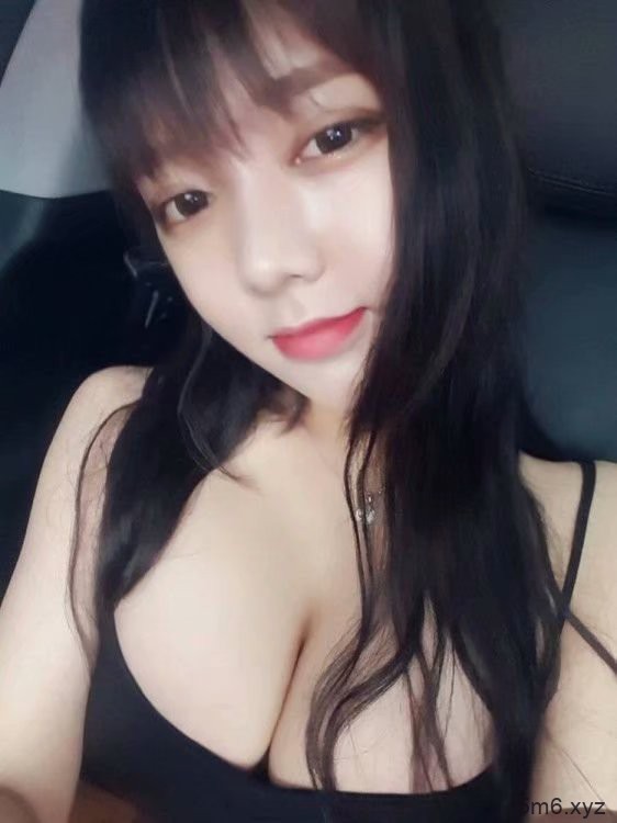 韩国超胸清纯唯美正妹 童颜巨乳美女宽衣露胸